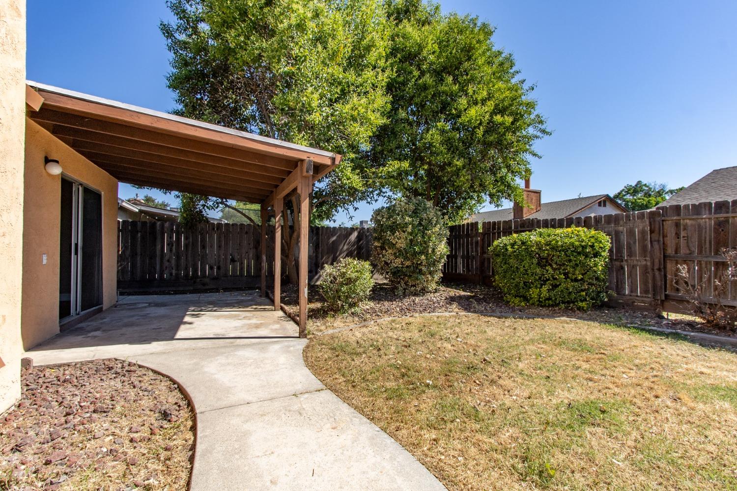 Detail Gallery Image 37 of 42 For 2000 Lincoln Oak Dr, Modesto,  CA 95355 - 3 Beds | 2 Baths