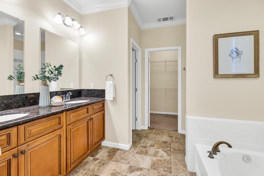 Detail Gallery Image 35 of 51 For 7885 Monaldo Walk, Sacramento,  CA 95823 - 3 Beds | 2/1 Baths