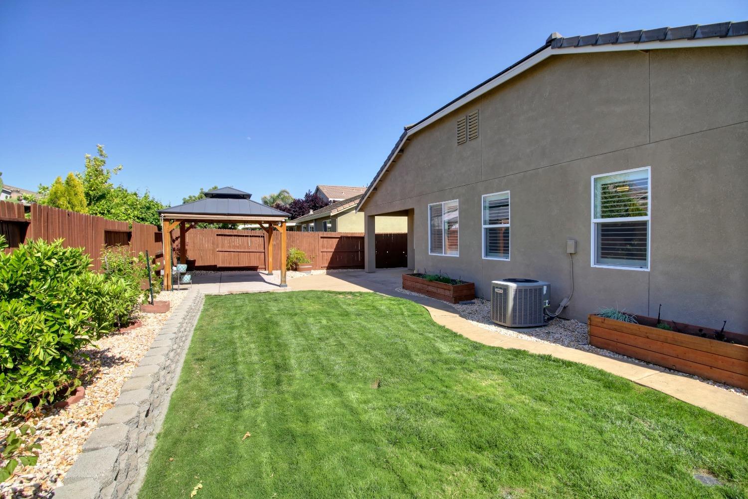 Detail Gallery Image 43 of 47 For 2337 Lockton Dr, Roseville,  CA 95747 - 3 Beds | 2 Baths