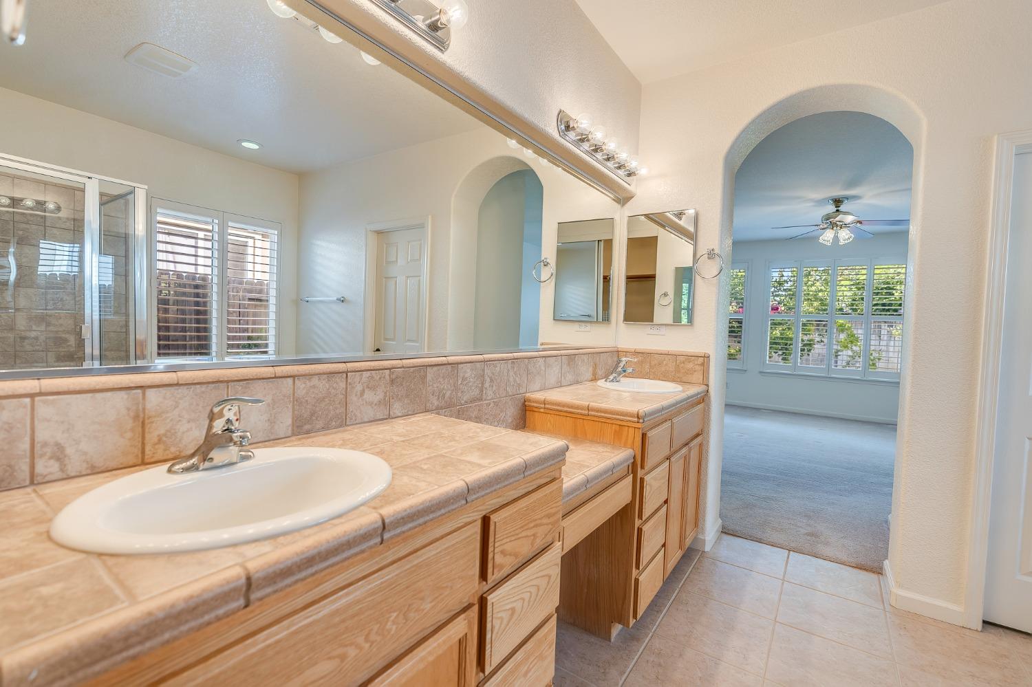 Detail Gallery Image 54 of 77 For 2080 Maximillian Ct, Los Banos,  CA 93635 - 4 Beds | 2/1 Baths