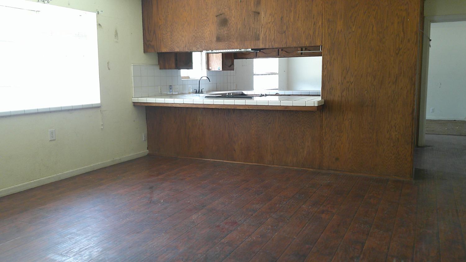 Detail Gallery Image 10 of 34 For 23634 August Ave, Hilmar,  CA 95324 - 4 Beds | 2/1 Baths