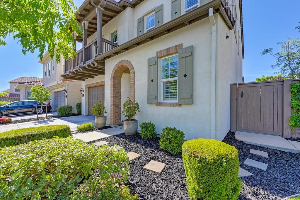 Pesaro Drive, El Dorado Hills, California image 4