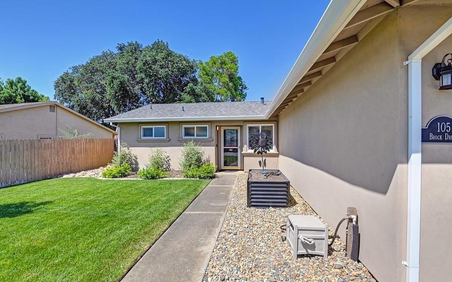 Detail Gallery Image 7 of 35 For 105 Brock Dr, Wheatland,  CA 95692 - 2 Beds | 2 Baths