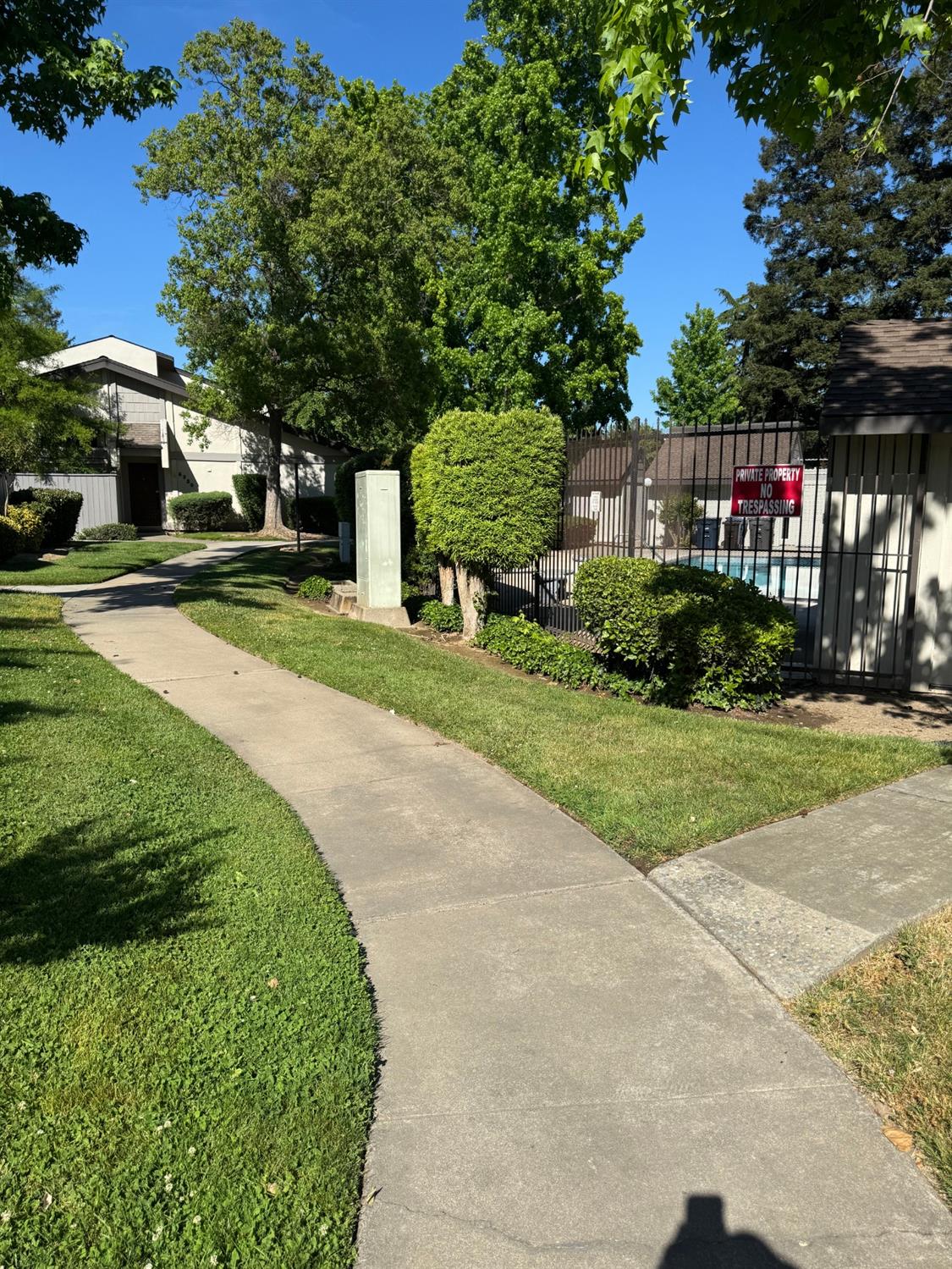 Photo #2: 225021059 Listing 