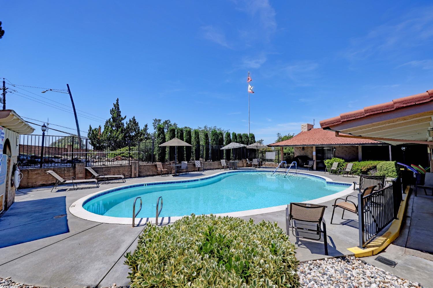Detail Gallery Image 28 of 31 For 12180 Laurel Dr, Auburn,  CA 95603 - 3 Beds | 2 Baths