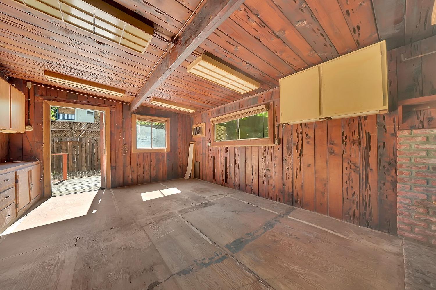 Detail Gallery Image 12 of 31 For 22895 Rocky Ln, Pioneer,  CA 95666 - 2 Beds | 1 Baths