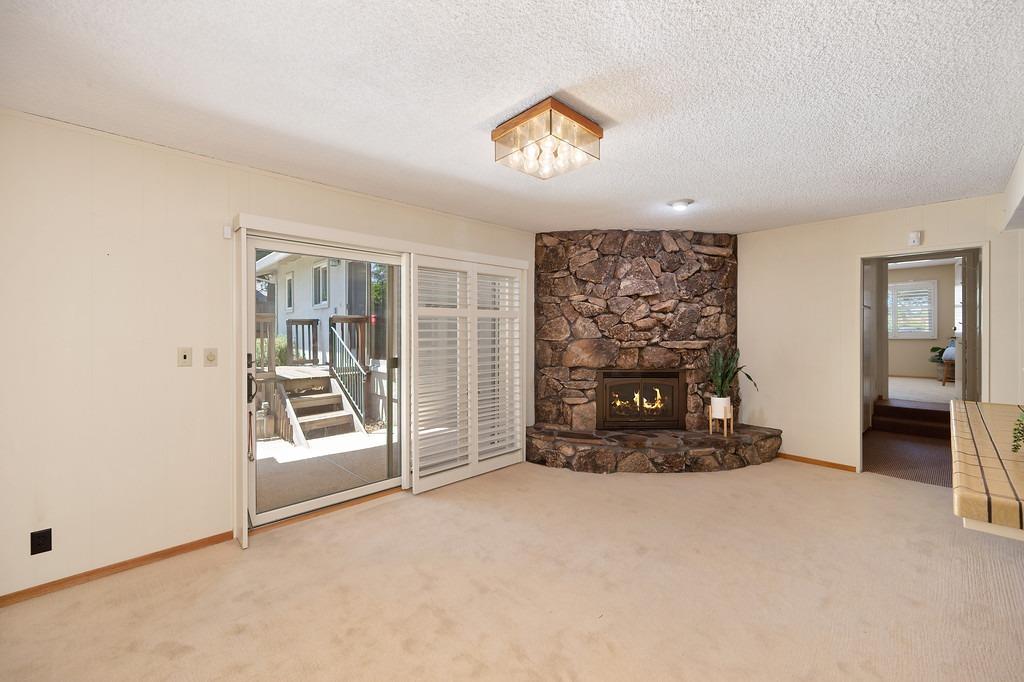Detail Gallery Image 22 of 65 For 7600 Woodland Ln, Fair Oaks,  CA 95628 - 5 Beds | 3 Baths