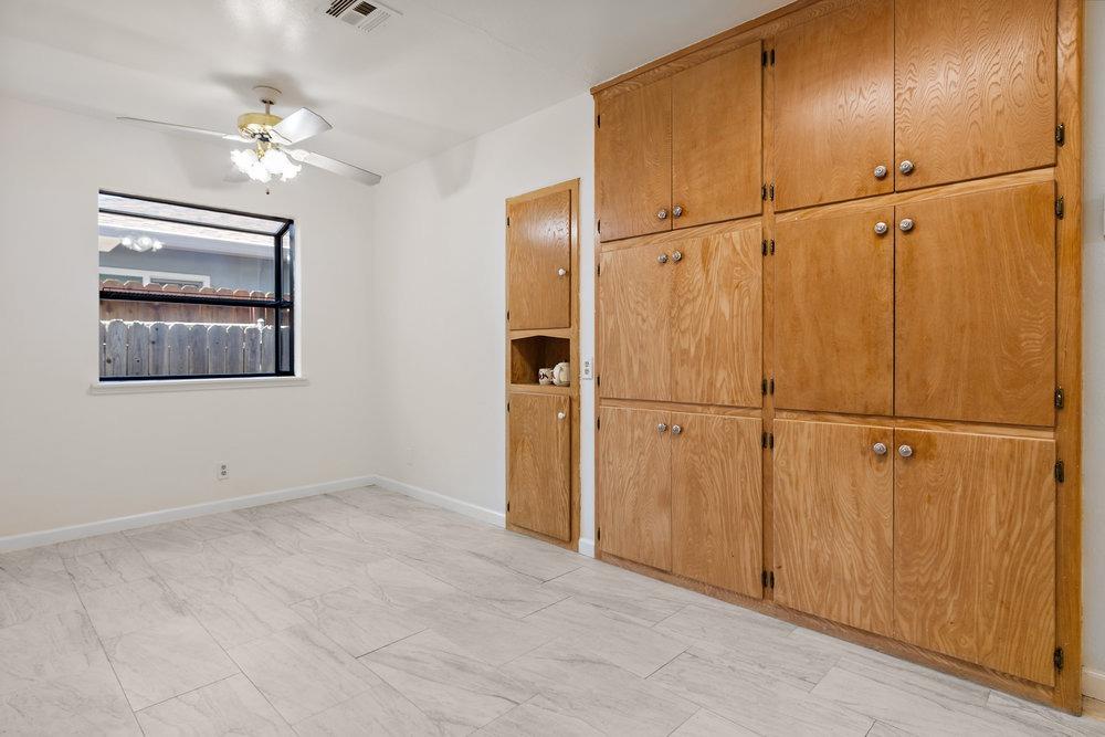 Detail Gallery Image 12 of 35 For 10334 Doyle Way, Rancho Cordova,  CA 95670 - 3 Beds | 2 Baths