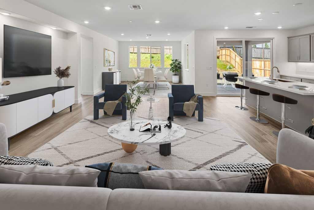Detail Gallery Image 7 of 32 For 2505 Bramble Ct, Auburn,  CA 95603 - 3 Beds | 3/1 Baths