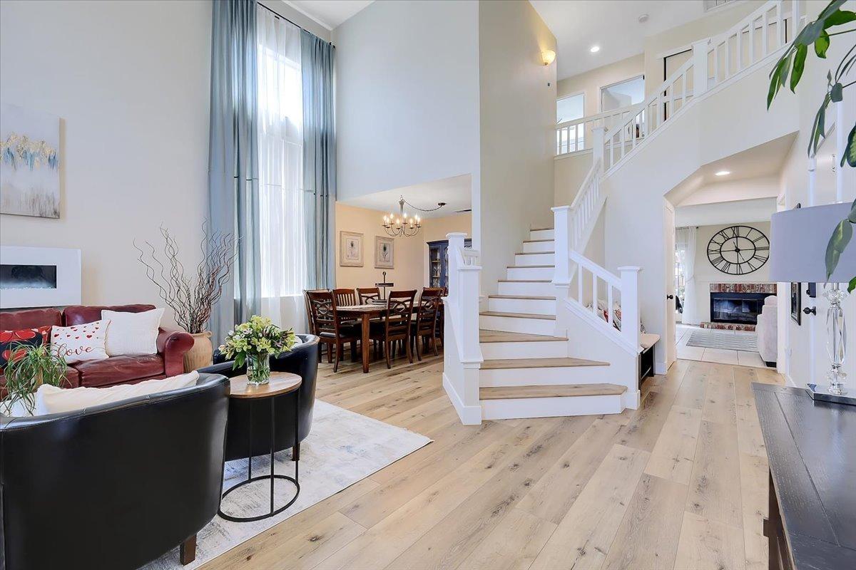 Detail Gallery Image 8 of 93 For 516 Radisson Dr, Yuba City,  CA 95991 - 5 Beds | 3 Baths