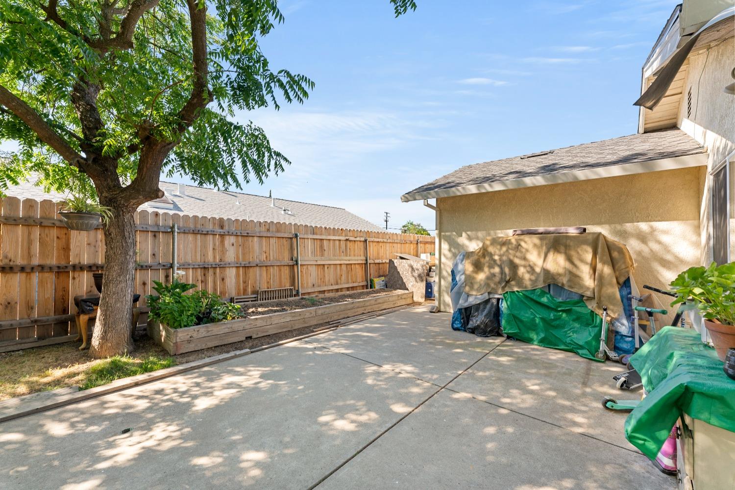 Detail Gallery Image 35 of 52 For 6353 La Cienega Dr, North Highlands,  CA 95660 - 3 Beds | 2 Baths