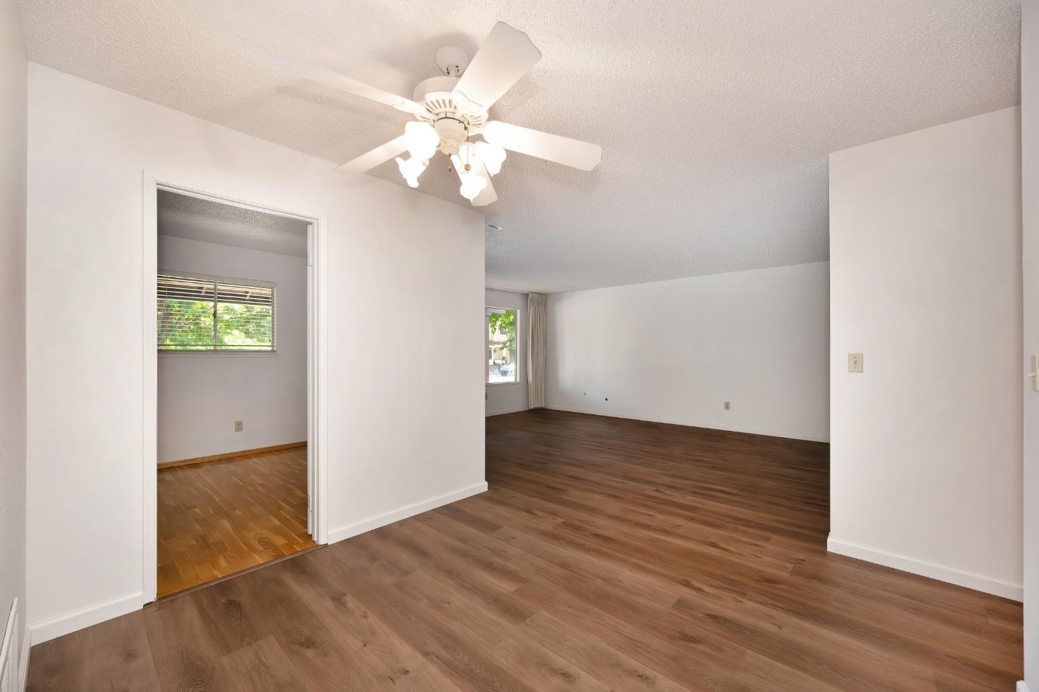 Detail Gallery Image 23 of 69 For 2259 River Trails Cir, Rancho Cordova,  CA 95670 - 3 Beds | 2 Baths