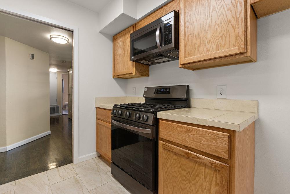 Detail Gallery Image 9 of 35 For 10334 Doyle Way, Rancho Cordova,  CA 95670 - 3 Beds | 2 Baths