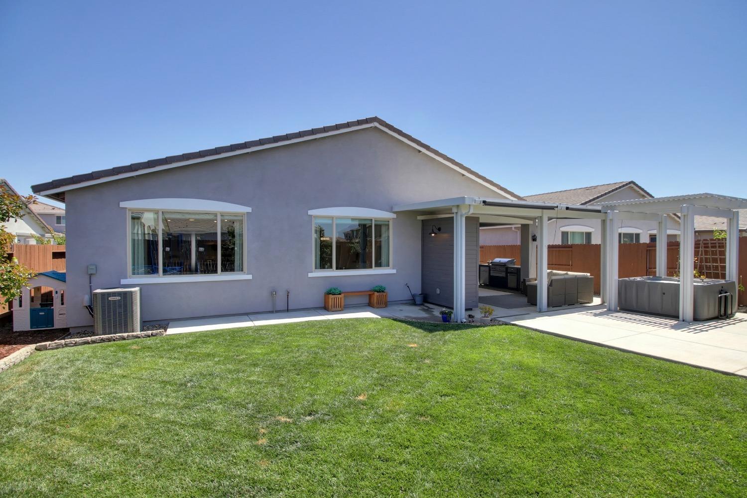 Detail Gallery Image 41 of 54 For 5480 Fandango Loop, Roseville,  CA 95747 - 4 Beds | 2/1 Baths