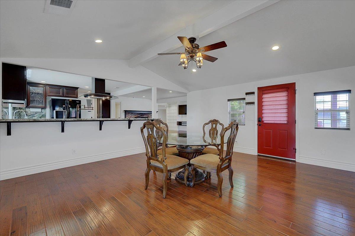 Detail Gallery Image 5 of 69 For 5078 Western Ave, Olivehurst,  CA 95961 - 3 Beds | 2 Baths