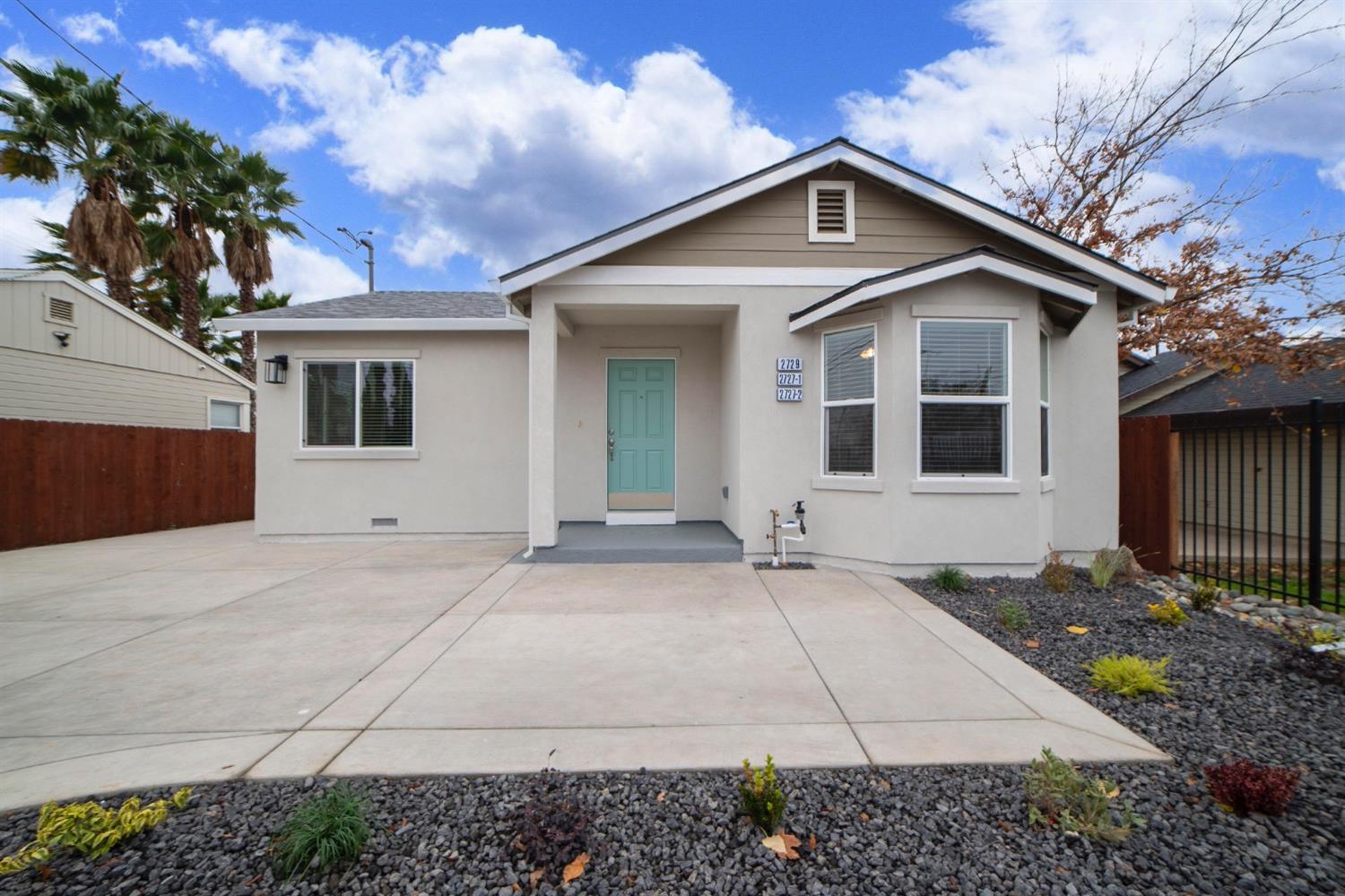 Detail Gallery Image 2 of 70 For 2729 Rio Linda Blvd, Sacramento,  CA 95815 - – Beds | – Baths