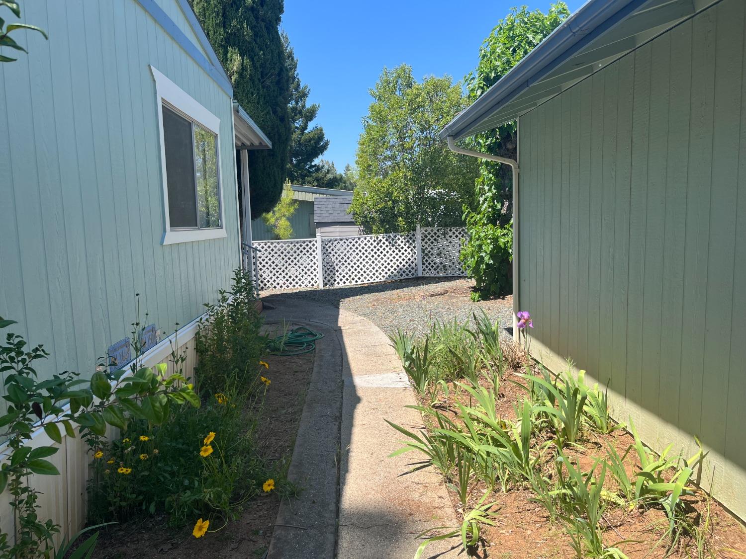 Detail Gallery Image 19 of 31 For 12180 Laurel Dr, Auburn,  CA 95603 - 3 Beds | 2 Baths