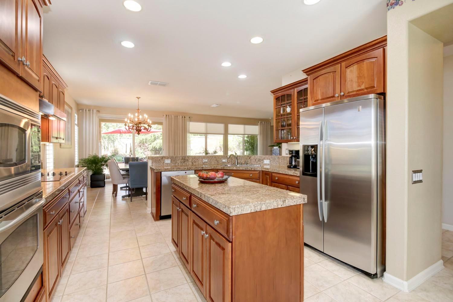 Detail Gallery Image 17 of 44 For 1960 Viola View Ct, Lincoln,  CA 95648 - 2 Beds | 2 Baths