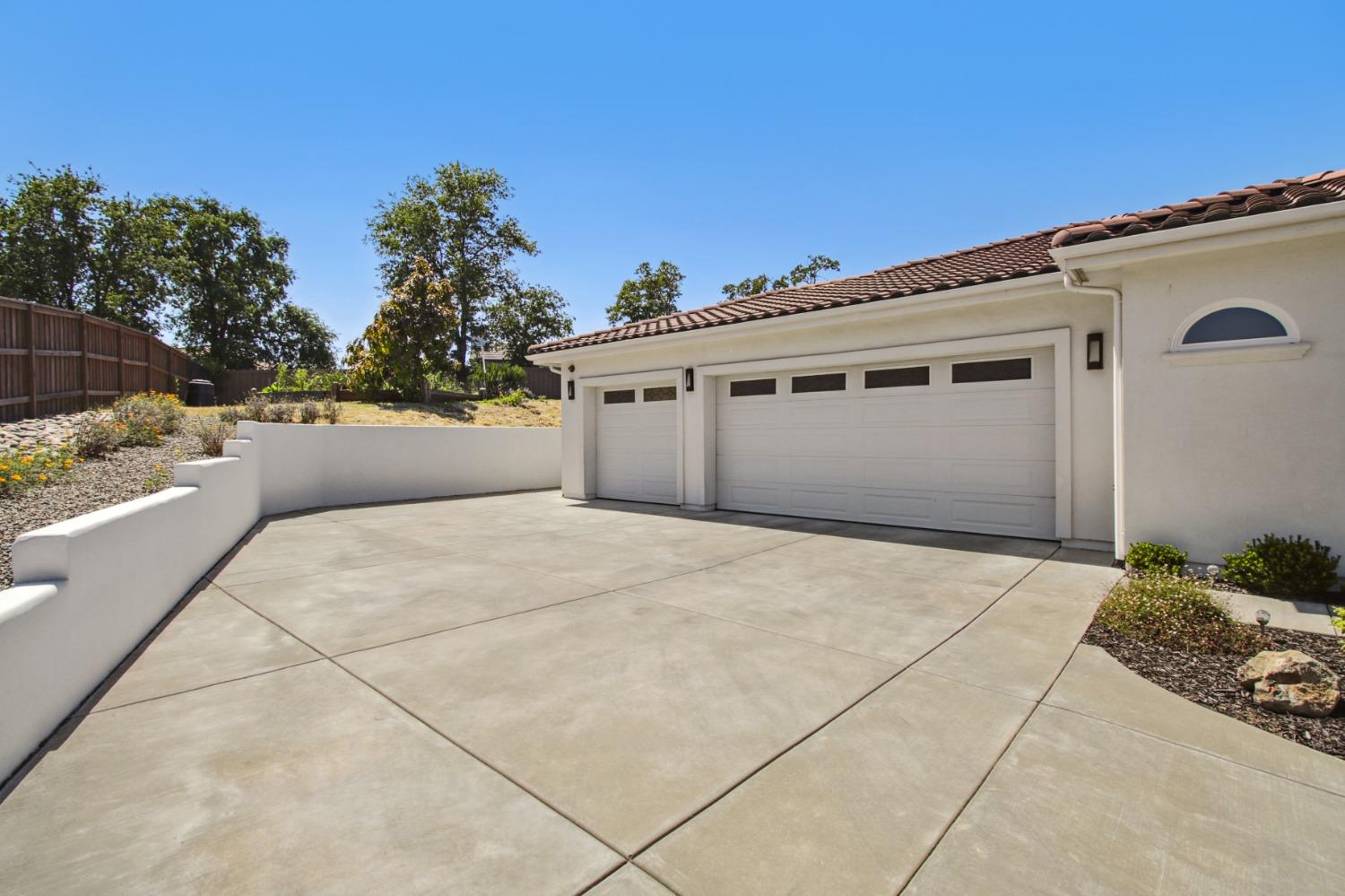 Detail Gallery Image 33 of 36 For 683 Russell Dr, Folsom,  CA 95630 - 3 Beds | 3 Baths