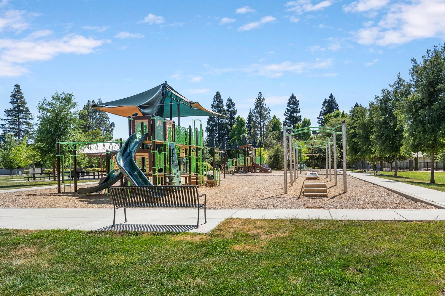 Detail Gallery Image 41 of 49 For 1869 Mammoth Way, Sacramento,  CA 95834 - 3 Beds | 3 Baths