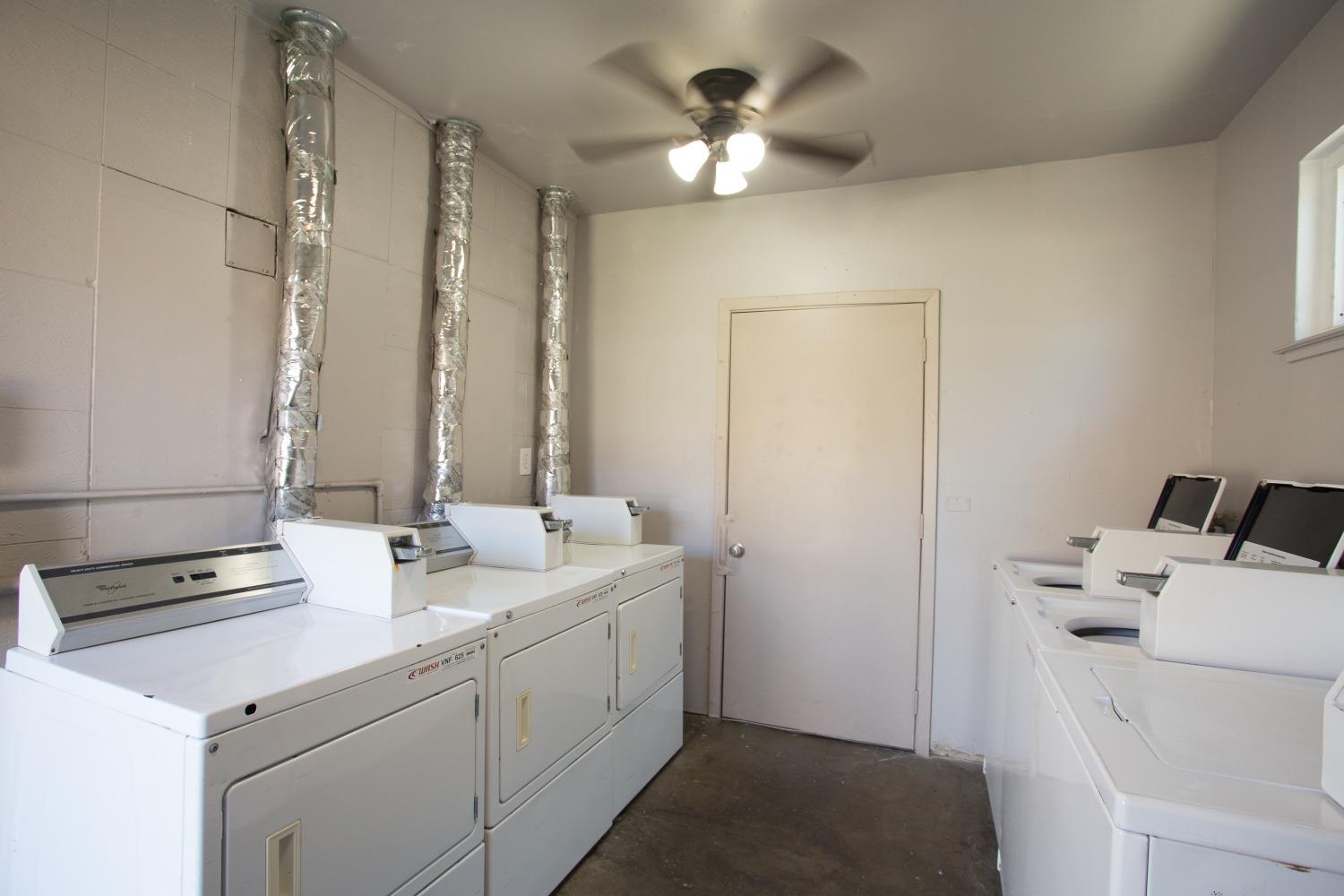 Detail Gallery Image 13 of 18 For 6815 24th St, Sacramento,  CA 95822 - – Beds | – Baths