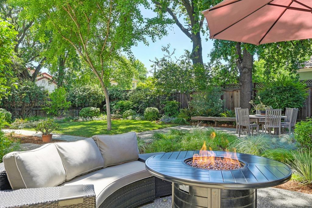 Detail Gallery Image 70 of 80 For 815 La Paz Dr, Davis,  CA 95618 - 4 Beds | 3 Baths