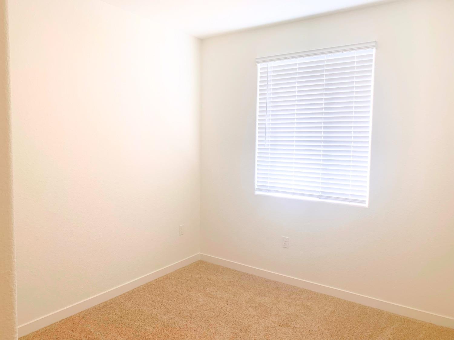 Detail Gallery Image 5 of 7 For 5132 E Horner Ave, Stockton,  CA 95215 - 3 Beds | 2 Baths
