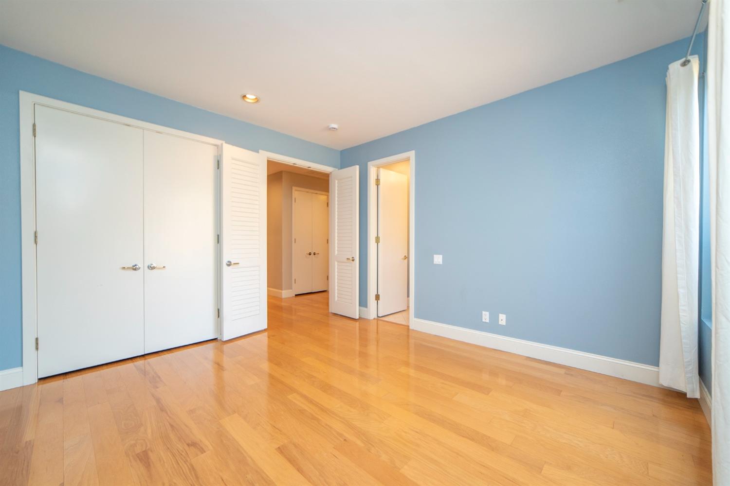 Detail Gallery Image 29 of 94 For 11457 Huntington Village Ln, Gold River,  CA 95670 - 4 Beds | 4/2 Baths