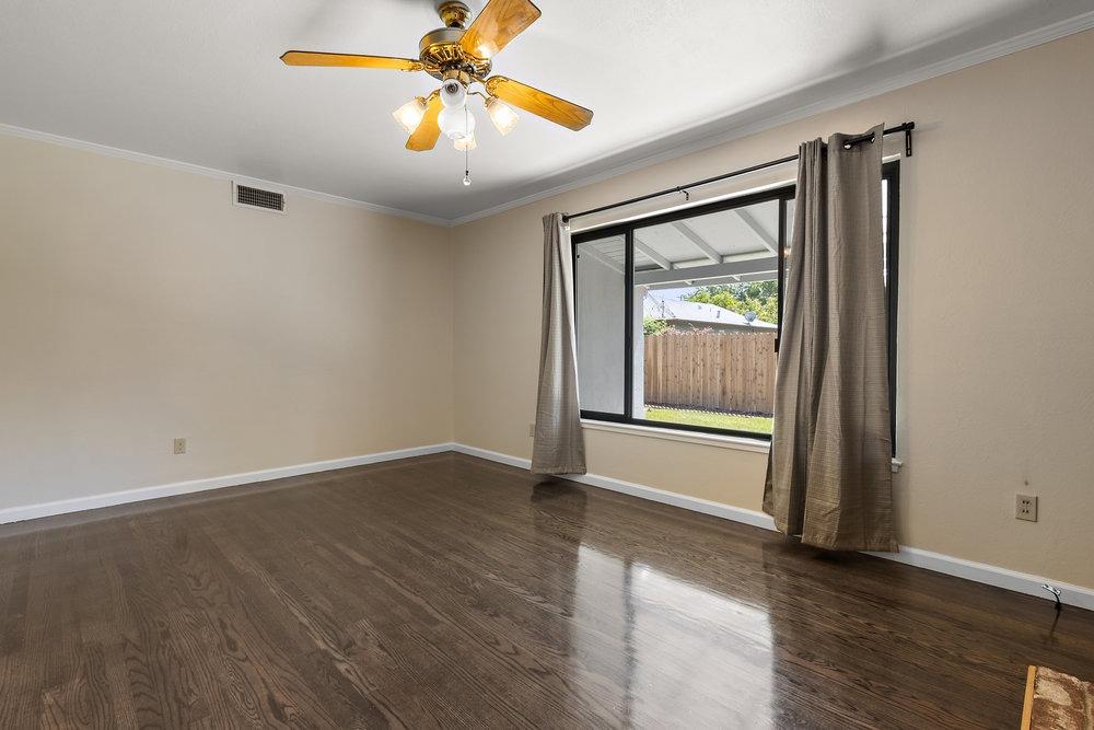 Detail Gallery Image 6 of 35 For 10334 Doyle Way, Rancho Cordova,  CA 95670 - 3 Beds | 2 Baths
