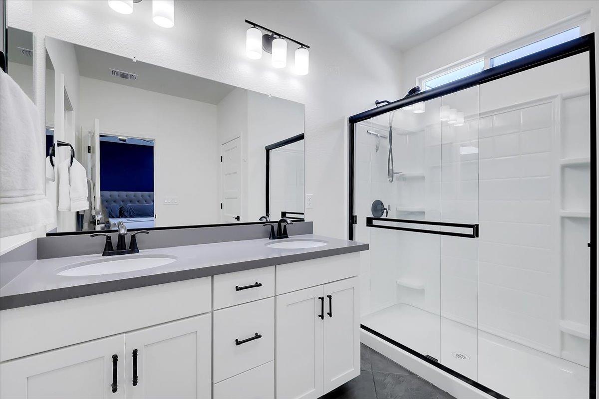 Detail Gallery Image 22 of 63 For 1465 Minories Dr, Plumas Lake,  CA 95961 - 3 Beds | 2 Baths