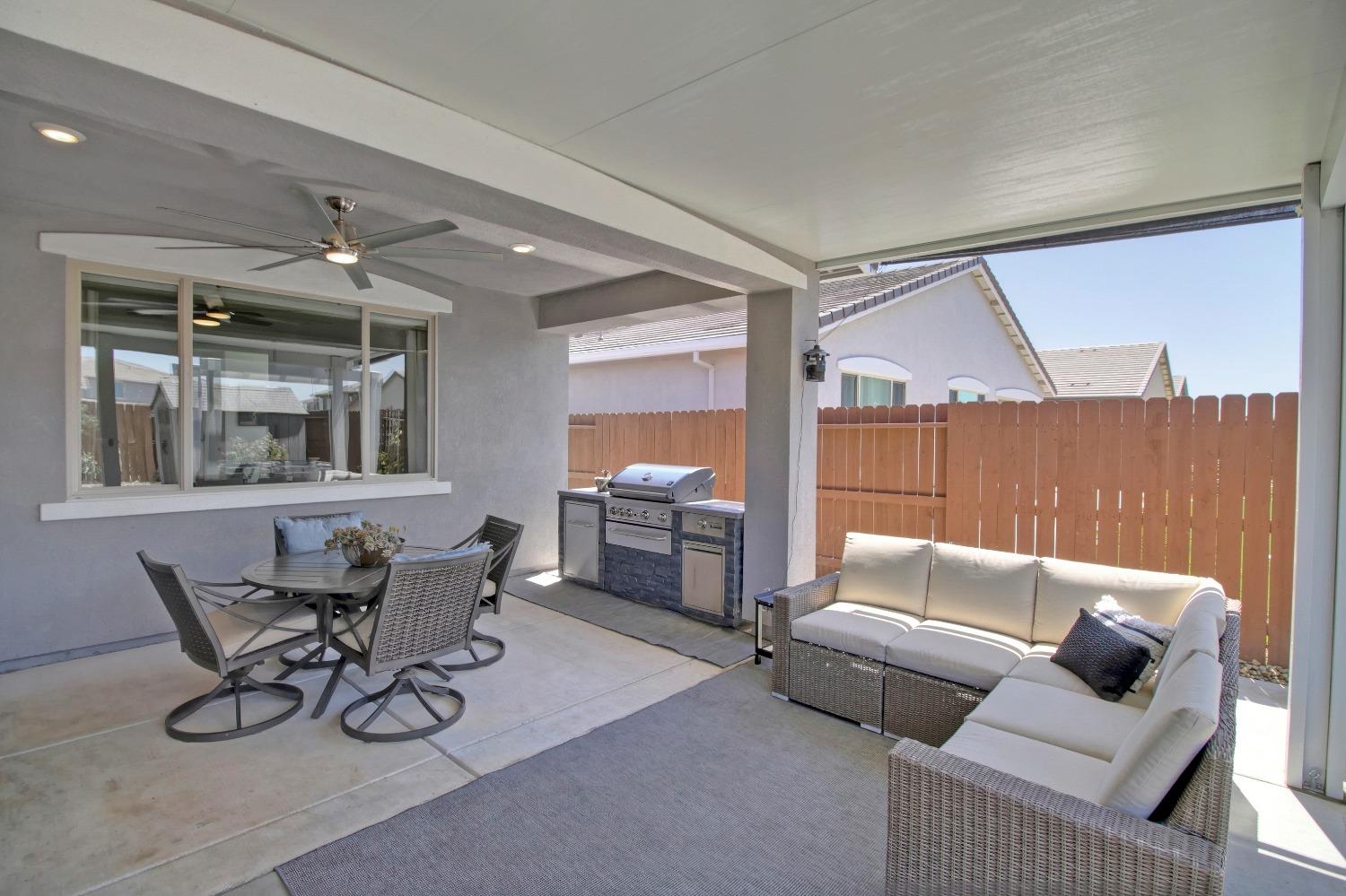 Detail Gallery Image 46 of 54 For 5480 Fandango Loop, Roseville,  CA 95747 - 4 Beds | 2/1 Baths