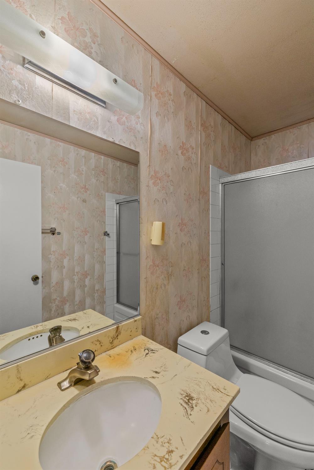 Detail Gallery Image 18 of 28 For 4246 Galbrath Dr, North Highlands,  CA 95660 - 4 Beds | 2 Baths
