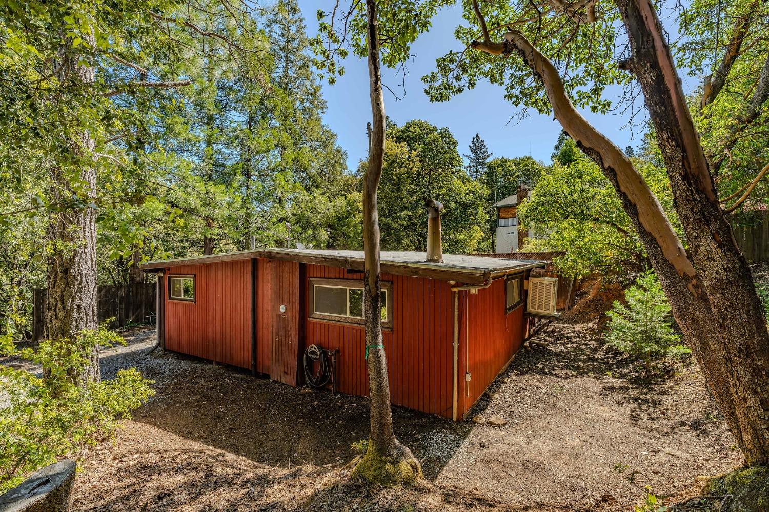 Detail Gallery Image 28 of 31 For 22895 Rocky Ln, Pioneer,  CA 95666 - 2 Beds | 1 Baths