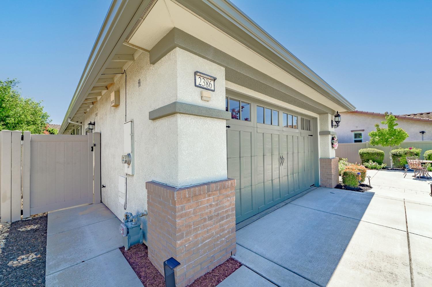 Detail Gallery Image 8 of 66 For 2386 Birdsong Pl, Manteca,  CA 95336 - 2 Beds | 2 Baths