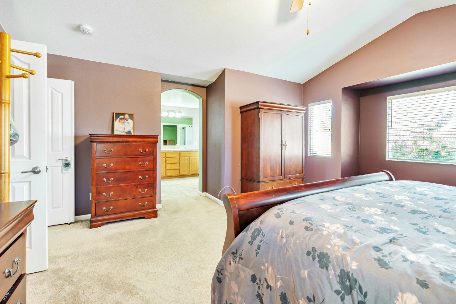 Detail Gallery Image 24 of 41 For 527 Crow Mountain Dr, Newman,  CA 95360 - 5 Beds | 3 Baths