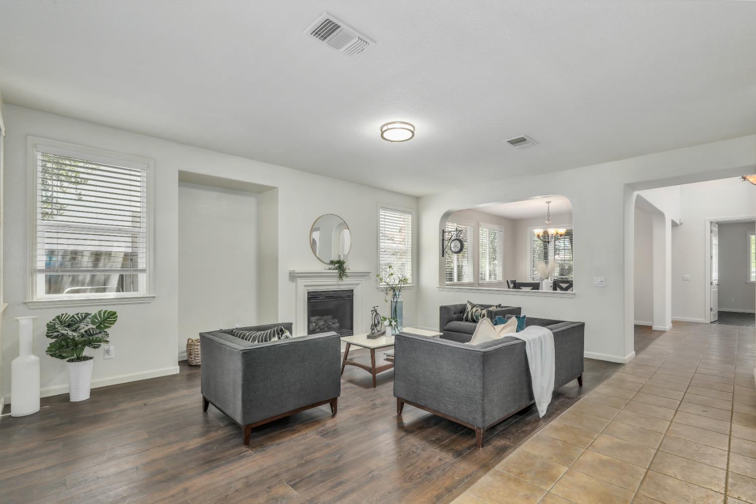 Detail Gallery Image 15 of 64 For 549 Fresian Dr, Oakdale,  CA 95361 - 4 Beds | 3/1 Baths