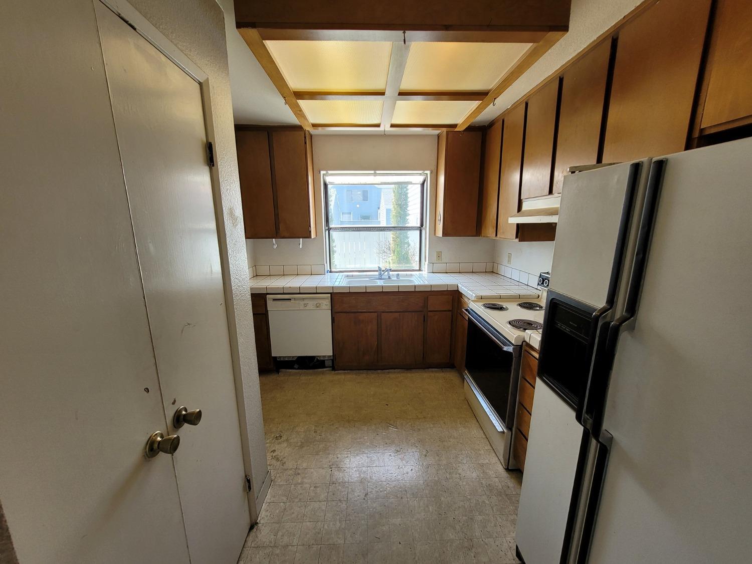 Main Avenue #E, Orangevale, California image 7
