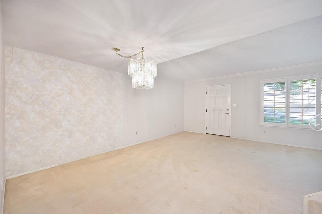 Detail Gallery Image 6 of 37 For 7558 Fairway Two Ave, Fair Oaks,  CA 95628 - 3 Beds | 2/1 Baths
