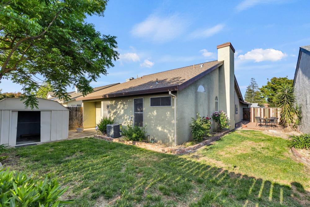 Detail Gallery Image 32 of 38 For 8068 Cardale Way, Sacramento,  CA 95829 - 3 Beds | 2 Baths