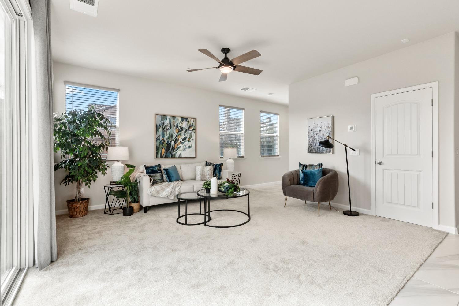 Detail Gallery Image 9 of 36 For 3922 Dedication Dr, Turlock,  CA 95382 - 3 Beds | 2/1 Baths