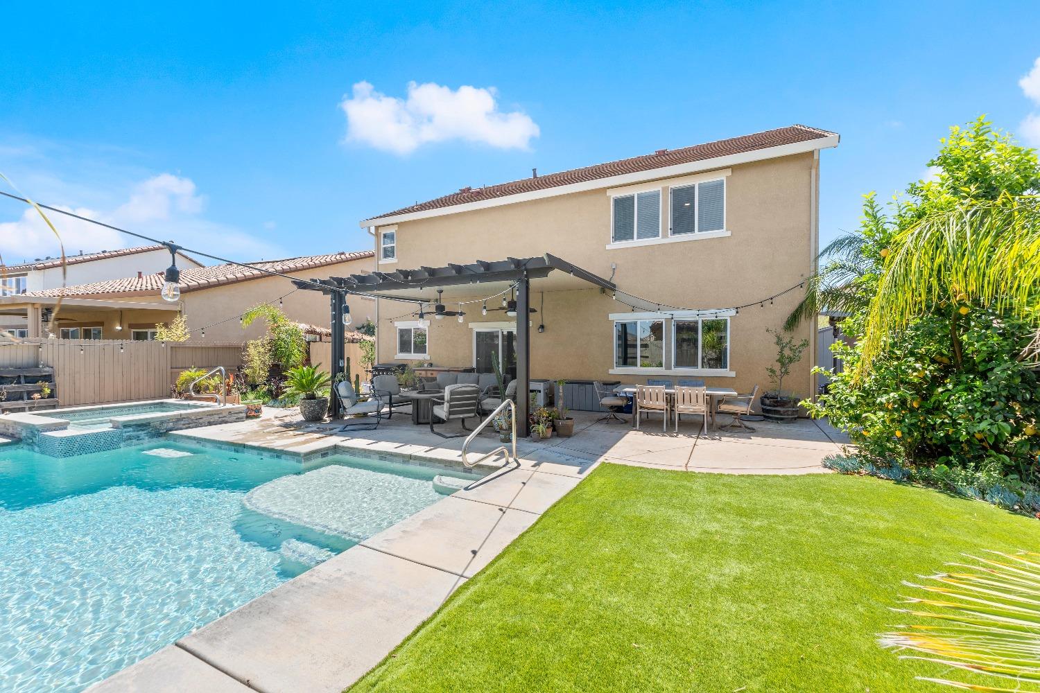 Detail Gallery Image 41 of 49 For 1033 Solstice St, Roseville,  CA 95747 - 4 Beds | 3 Baths