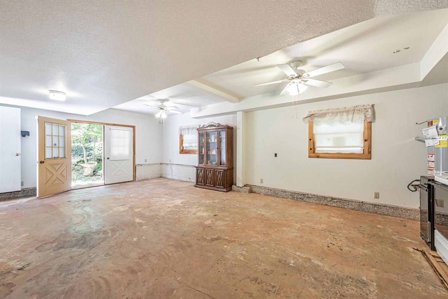 Detail Gallery Image 33 of 51 For 18008 N Mace Dr, Pioneer,  CA 95666 - 2 Beds | 3/1 Baths