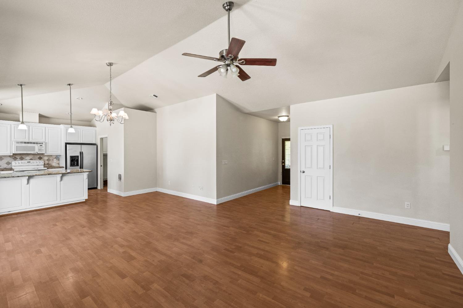 Detail Gallery Image 10 of 38 For 2351 Sand Ridge Rd, Placerville,  CA 95667 - 3 Beds | 2 Baths