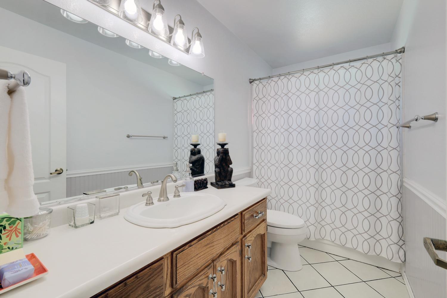 Detail Gallery Image 11 of 24 For 1722 Clark Ave, Yuba City,  CA 95991 - 3 Beds | 2 Baths