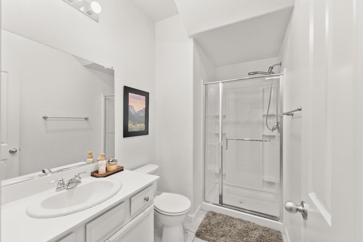 Detail Gallery Image 7 of 49 For 1033 Solstice St, Roseville,  CA 95747 - 4 Beds | 3 Baths