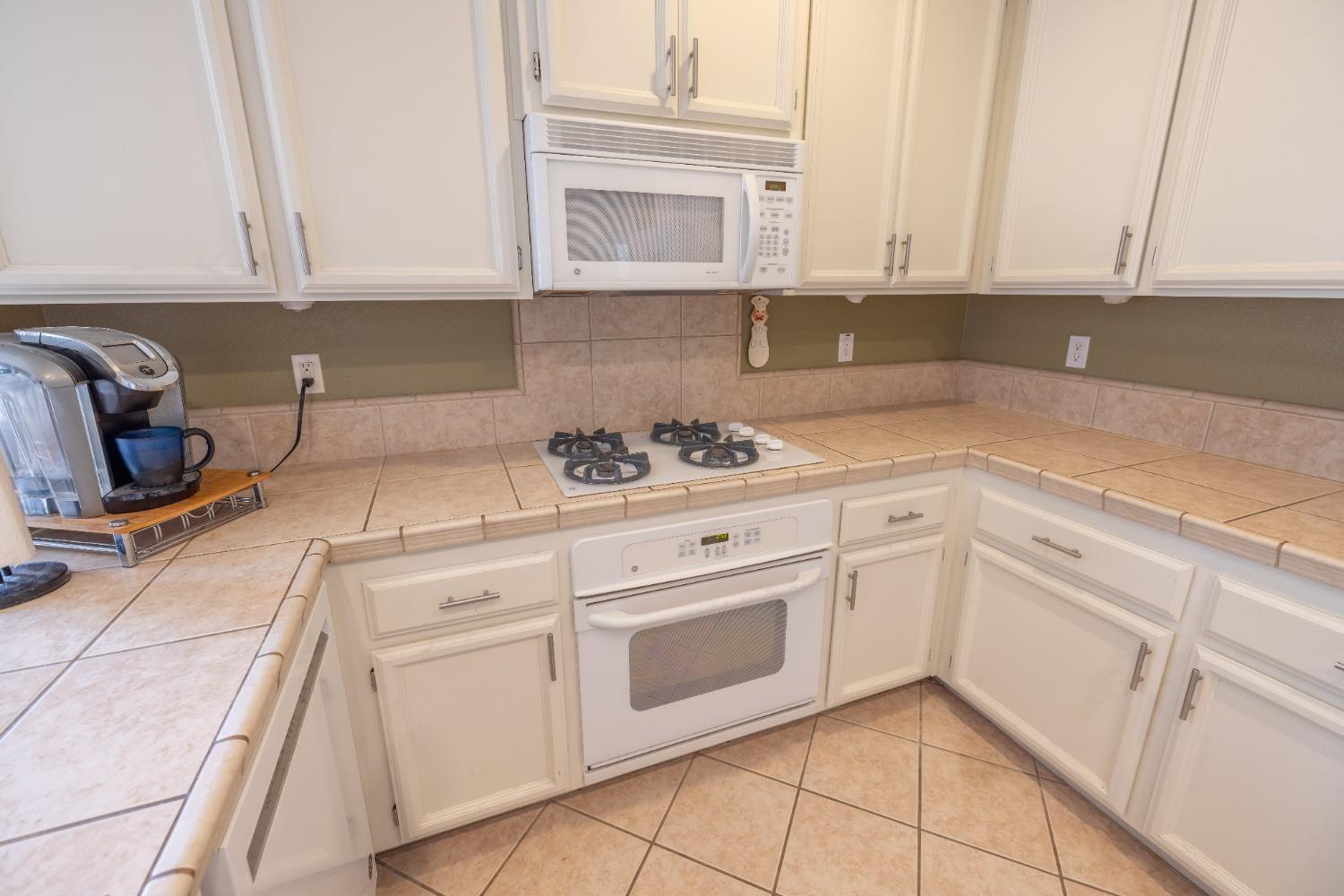 Detail Gallery Image 20 of 36 For 1524 Sandmark Dr, Sacramento,  CA 95835 - 4 Beds | 2 Baths