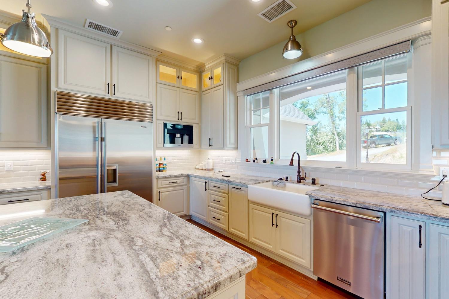 Detail Gallery Image 19 of 72 For 2483 Manhattan, Auburn,  CA 95603 - 3 Beds | 3 Baths