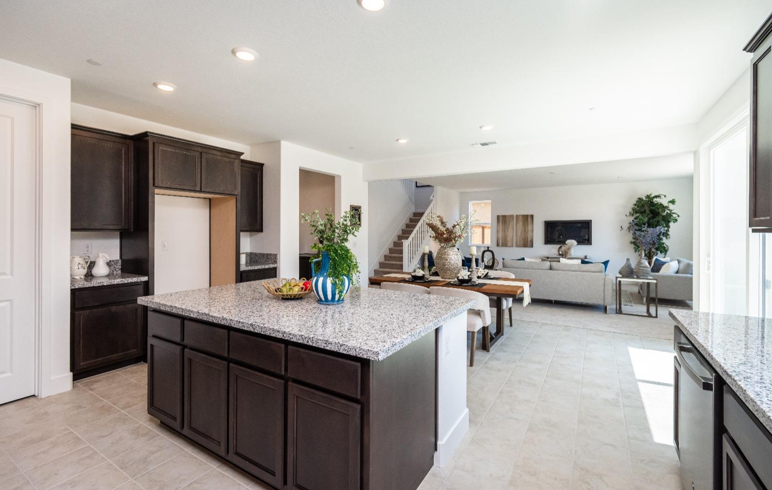Detail Gallery Image 23 of 49 For 4283 Ranger Dr, Folsom,  CA 95630 - 4 Beds | 3/1 Baths