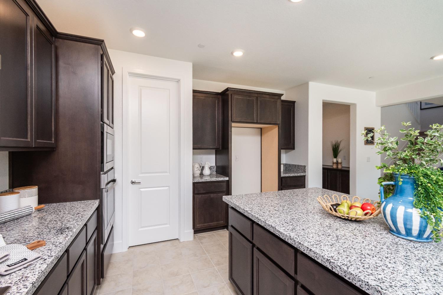 Detail Gallery Image 22 of 49 For 4283 Ranger Dr, Folsom,  CA 95630 - 4 Beds | 3/1 Baths