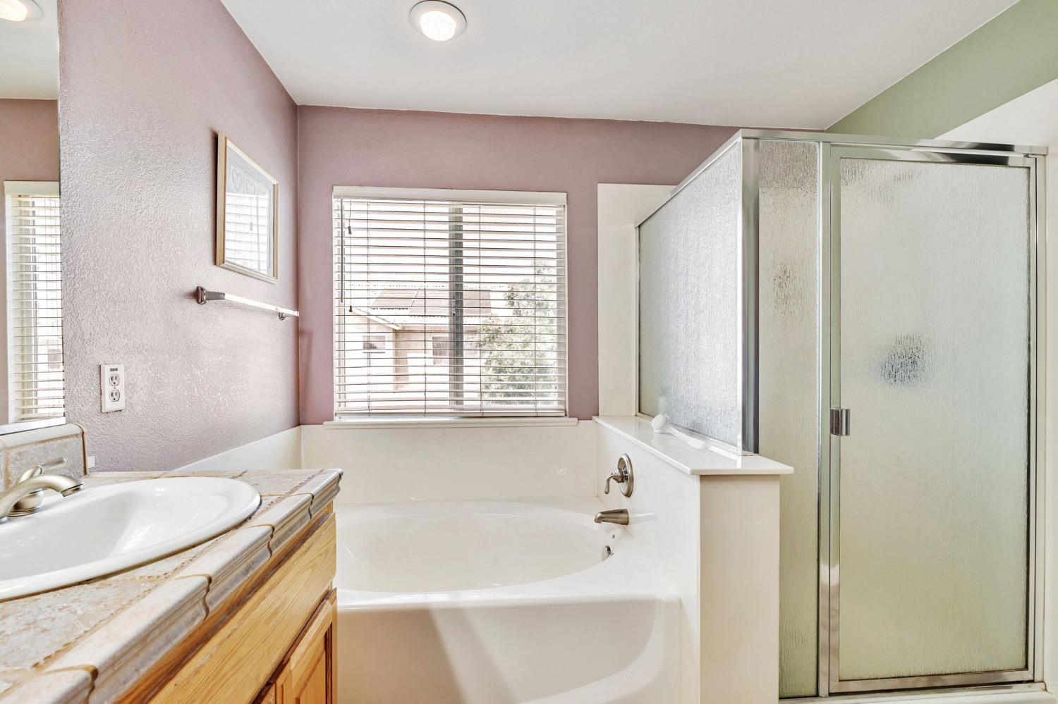 Detail Gallery Image 38 of 41 For 527 Crow Mountain Dr, Newman,  CA 95360 - 5 Beds | 3 Baths